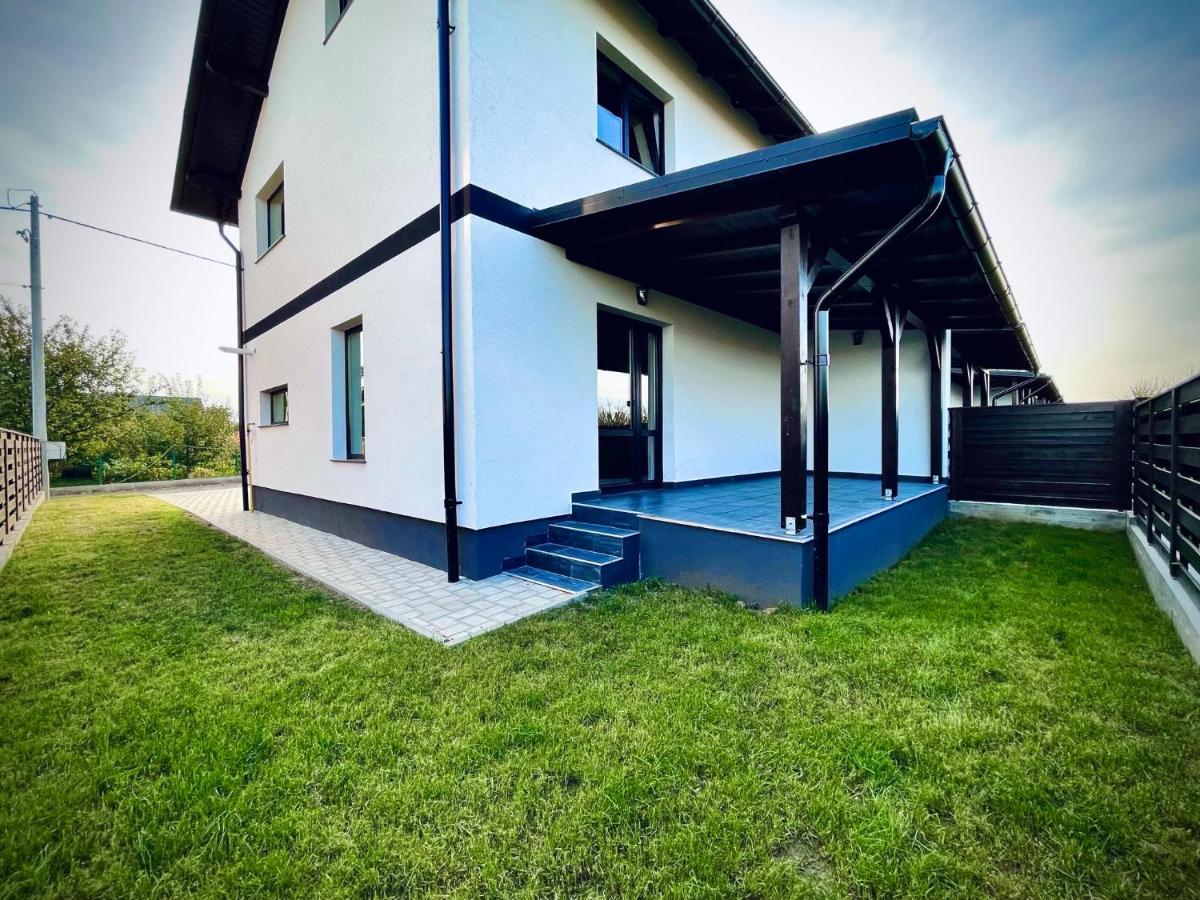 Appartamento Express Estates Lisaura Esterno foto