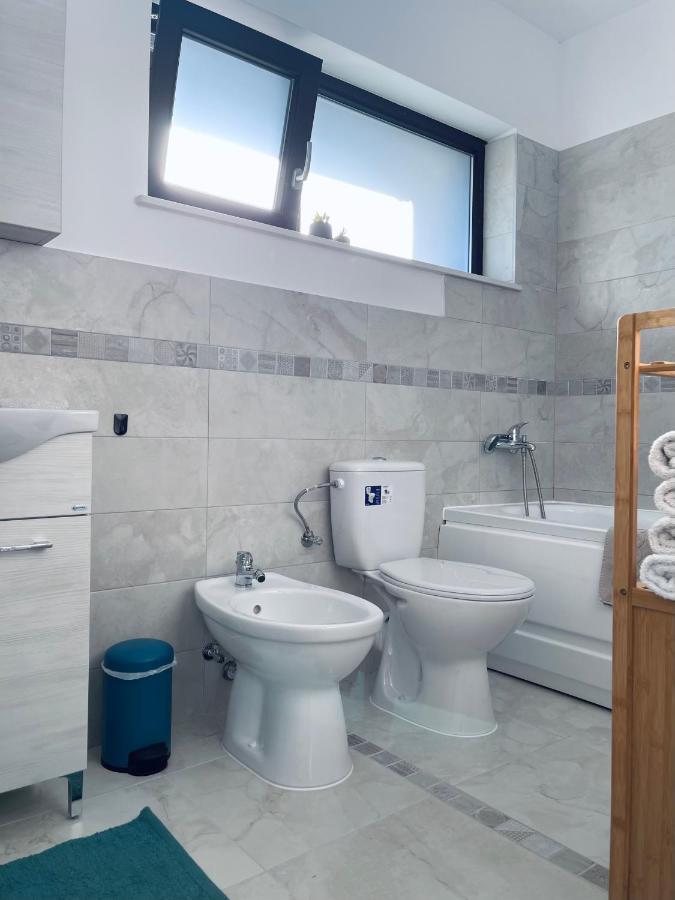 Appartamento Express Estates Lisaura Esterno foto