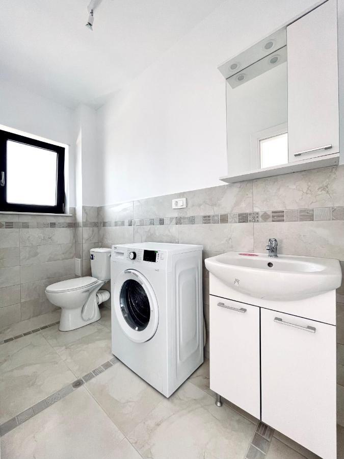 Appartamento Express Estates Lisaura Esterno foto